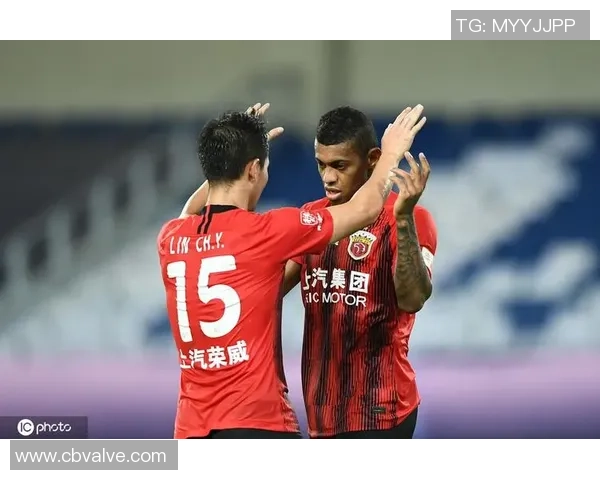 19岁天才维基洛佩斯在冠军联赛中闪耀荣登周最佳阵容展现非凡实力